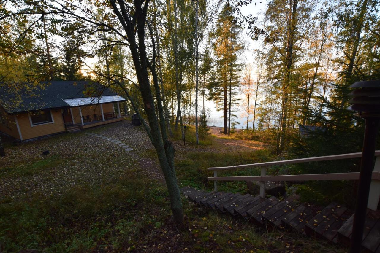 Tuuski Pyhtaeaen Vuokramoekitヴィラ エクステリア 写真