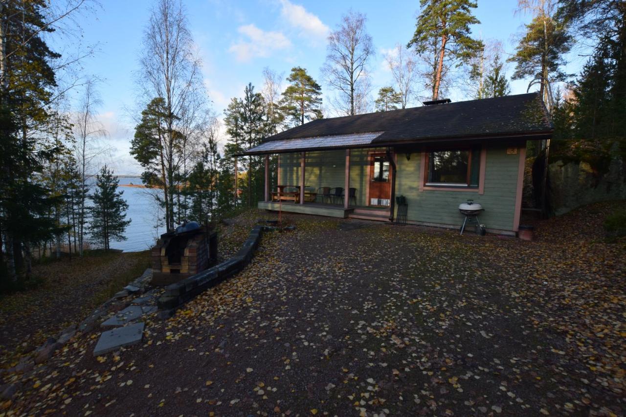 Tuuski Pyhtaeaen Vuokramoekitヴィラ エクステリア 写真